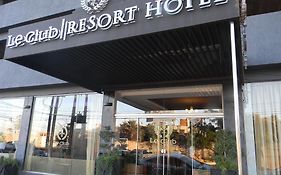 Le Club Resort Hotel
